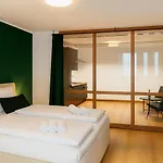 Raha - Stilvolle 3-z-wohnung - Barrierearm - Fahrstuhl - Bahnhofsnah - Vollausstattung 에르푸르트