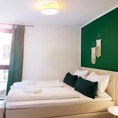 Apartment Stylisches I Fahrstuhl I Bahnhofsnah
