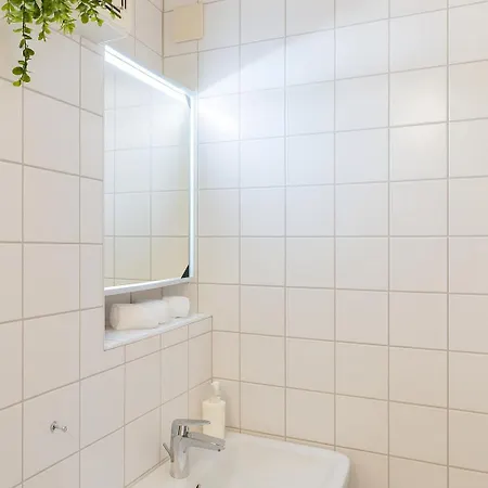 Raha - Stilvolle 3-z-wohnung - Barrierearm - Fahrstuhl - Bahnhofsnah - Vollausstattung