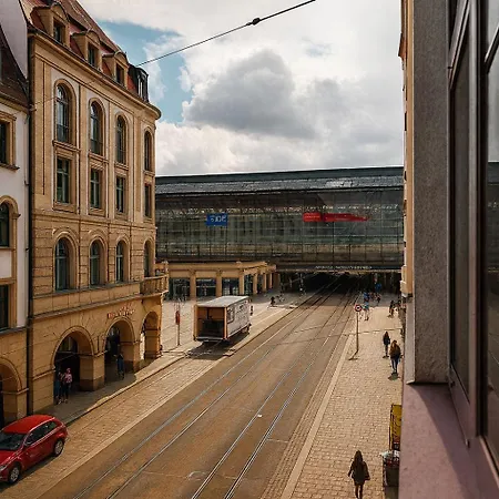 Appartamento Raha - Stilvolle 3-z-wohnung - Barrierearm - Fahrstuhl - Bahnhofsnah - Vollausstattung Erfurt