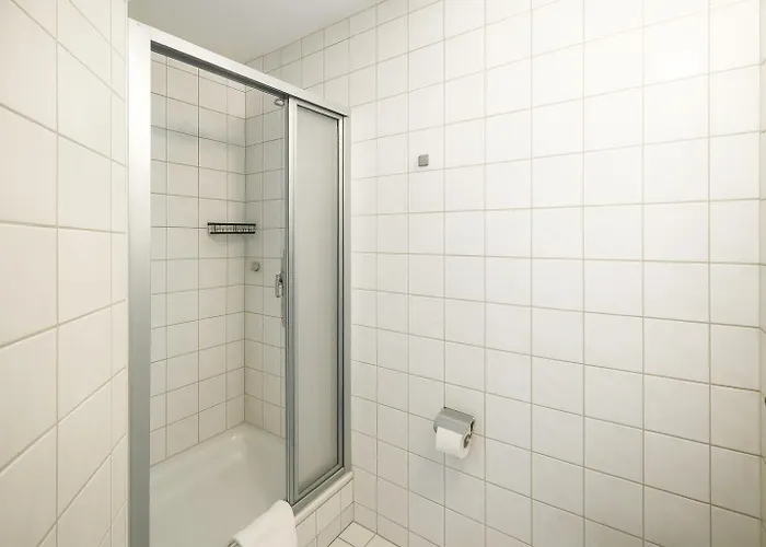 Raha - Stilvolle 3-z-wohnung - Barrierearm - Fahrstuhl - Bahnhofsnah - Vollausstattung Lejlighed