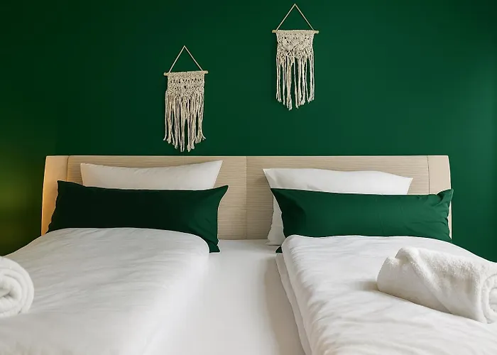 Raha - Stilvolle 3-z-wohnung - Barrierearm - Fahrstuhl - Bahnhofsnah - Vollausstattung * Erfurt